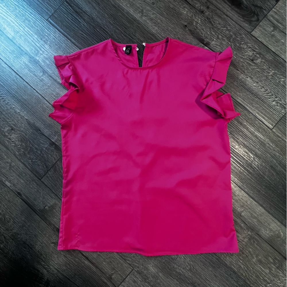 Camisa Fuchsia Ruffle Sleeve Blouse | Size M